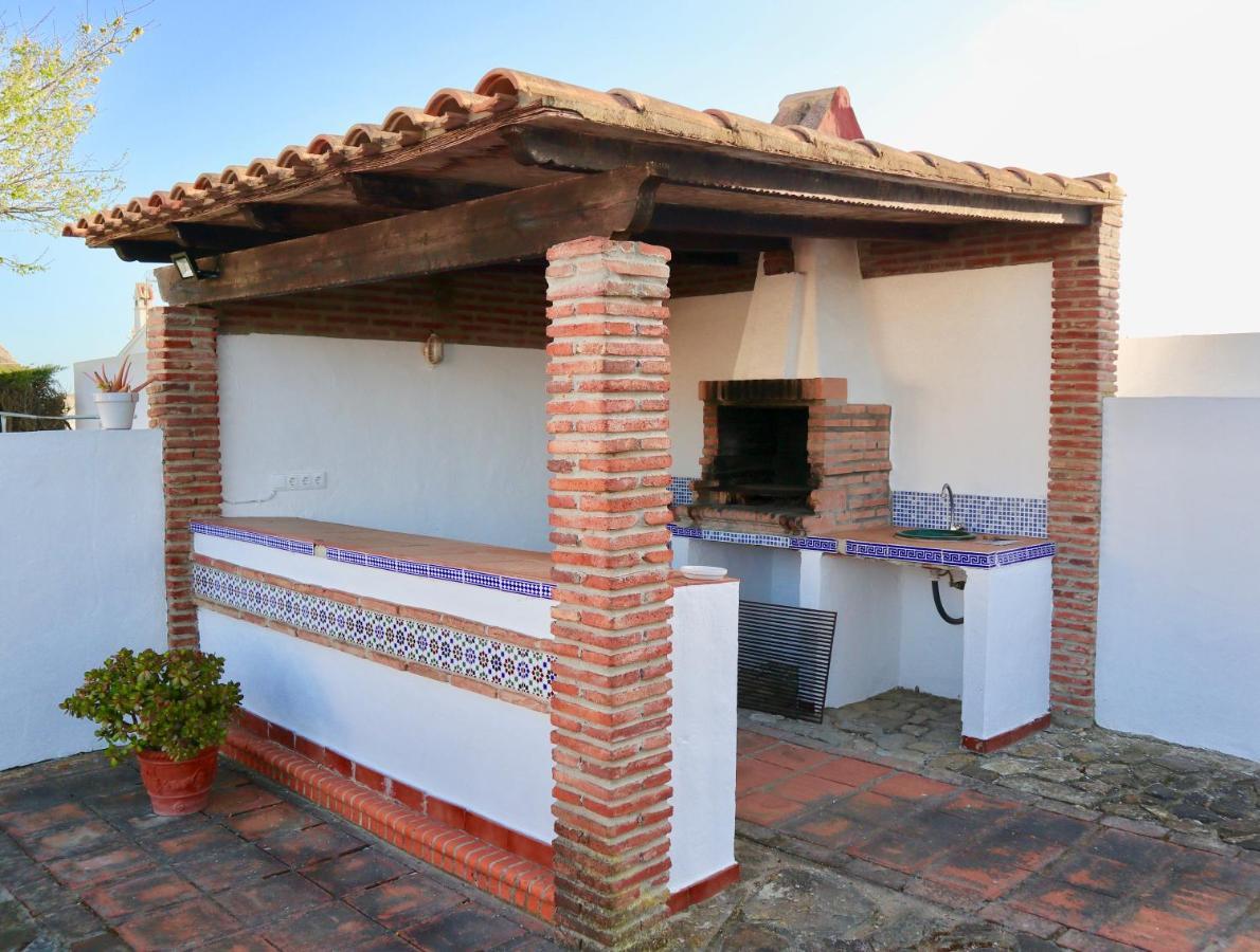 Fuente Del Gallo Nomada โกนิล เด ลาฟรอนเตรา ภายนอก รูปภาพ
